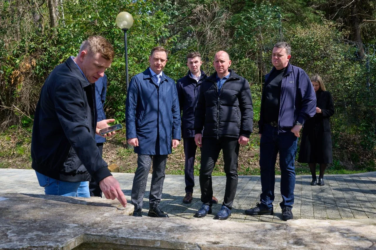 Глава Сочи Андрей Прошунин оценил подготовку пешеходного маршрута «Терренкур» к летнему сезону