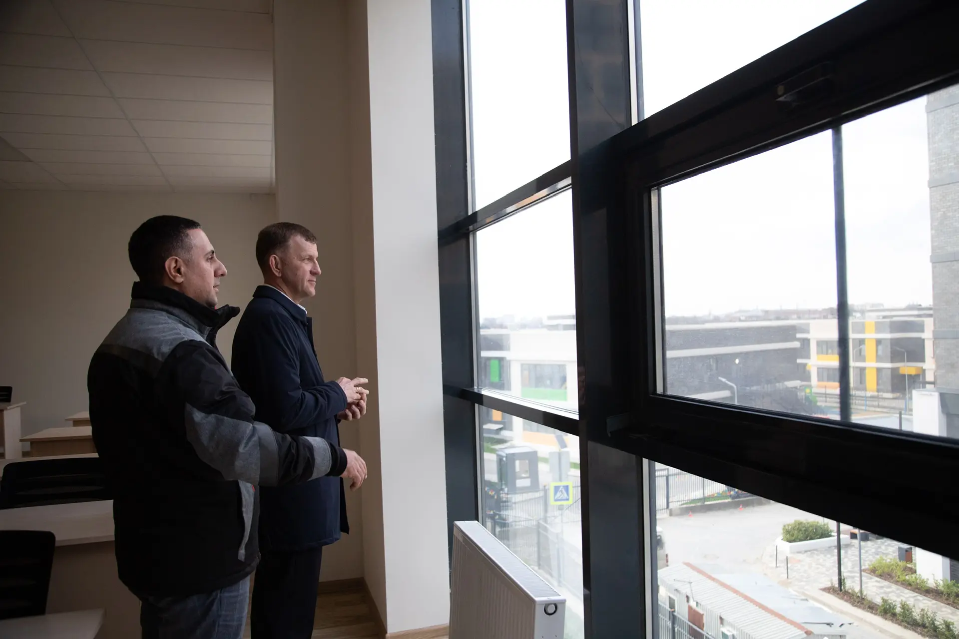 Евгений Наумов: В районе улицы Обрывной завершилось строительство нового социального кластера Евгений Наумов: В районе улицы Обрывной завершилось строительство нового социального кластера