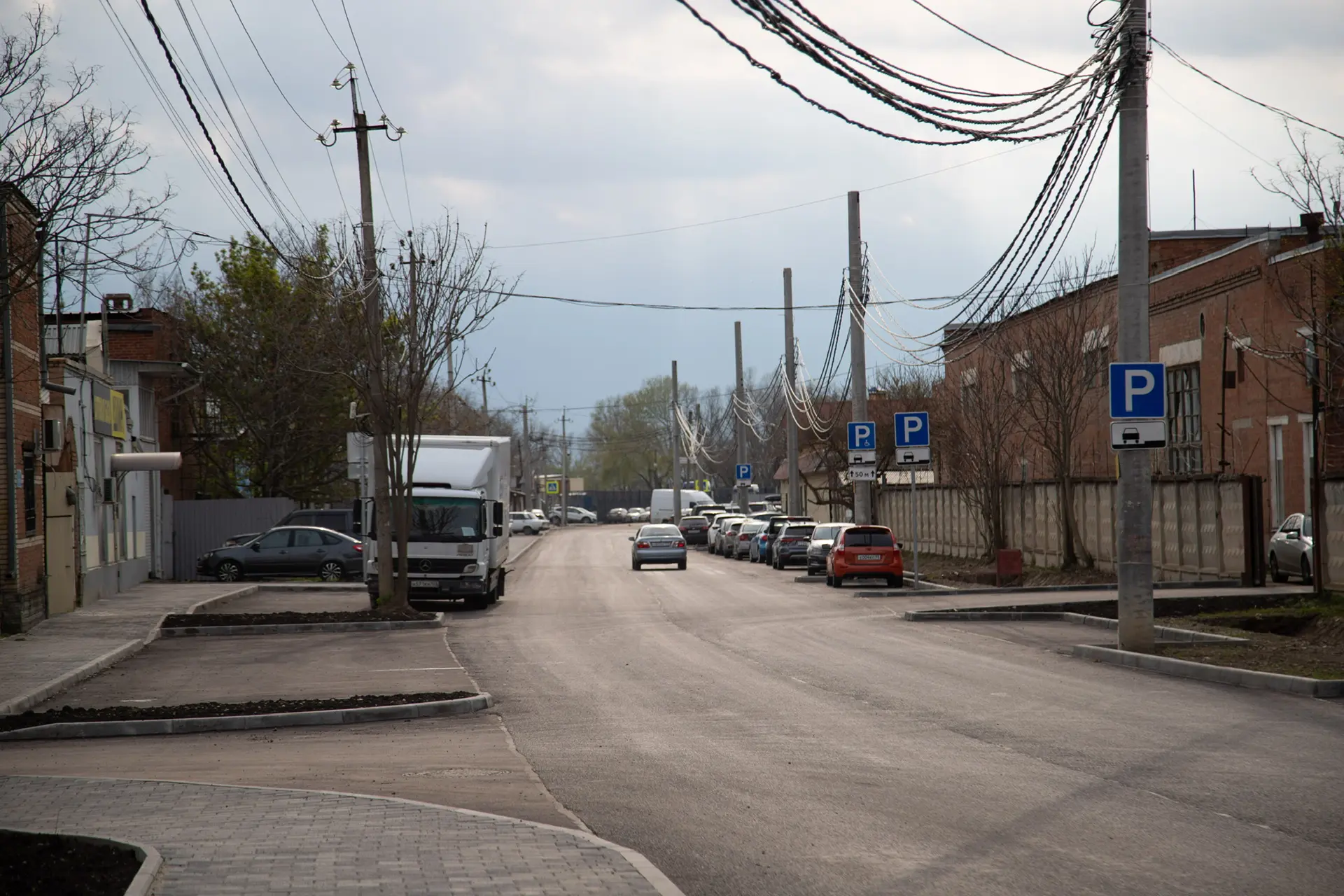 В Краснодаре завершается ремонт подъездных дорог к соцкластеру на ул. Обрывной В Краснодаре завершается ремонт подъездных дорог к соцкластеру на ул. Обрывной