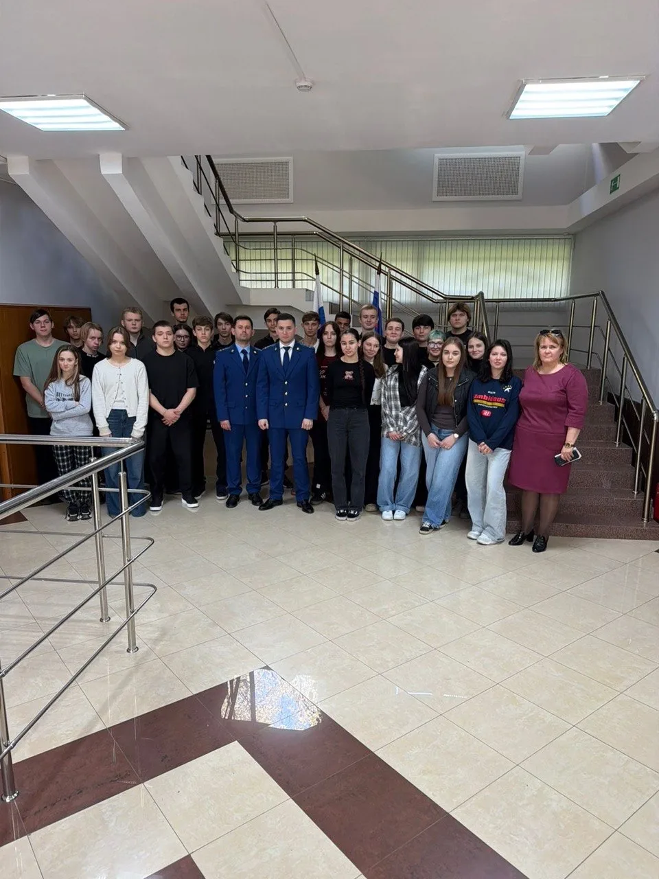 В прокуратуре Хостинского района г. Сочи проведена лекция для студентов ЧПО «Сочинский социально-технический техникум» на тему: «Измена Родине - тягчайшее преступление»