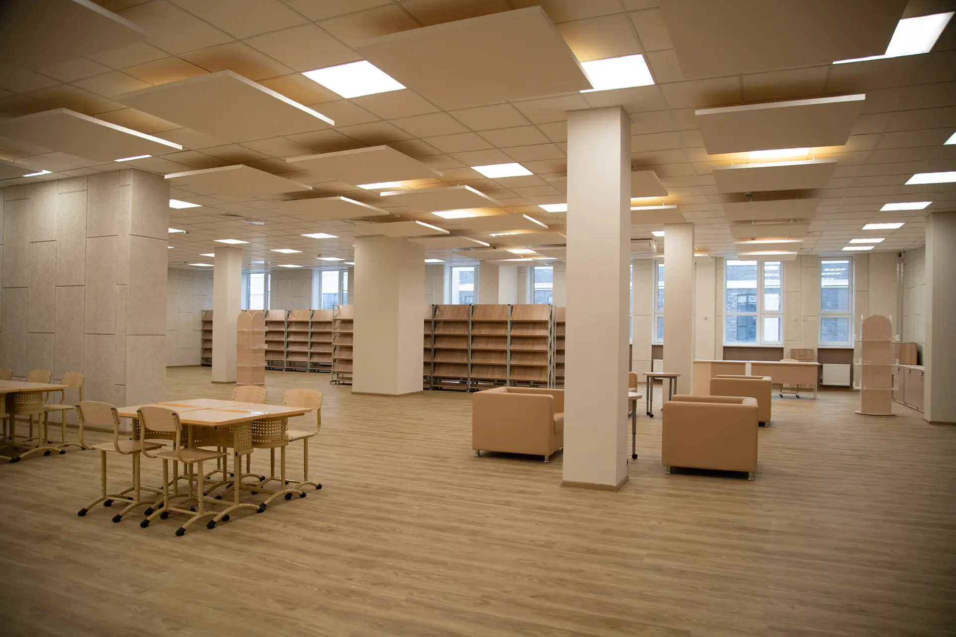 Евгений Наумов: В районе улицы Обрывной завершилось строительство нового социального кластера Евгений Наумов: В районе улицы Обрывной завершилось строительство нового социального кластера