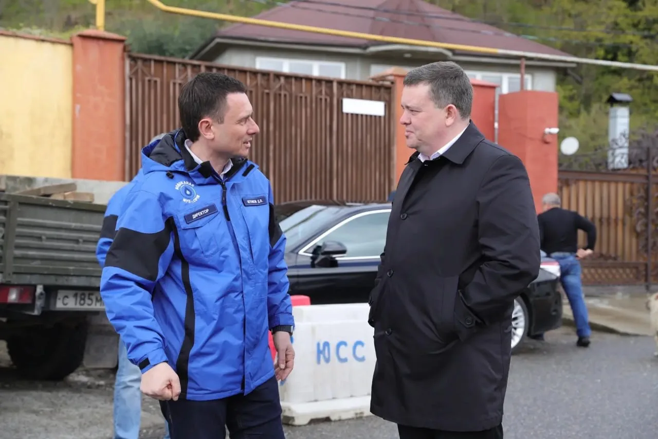 Денис Котиков: сохраняя качество воды, снижать аварийность на сетях Сочинского водоканала