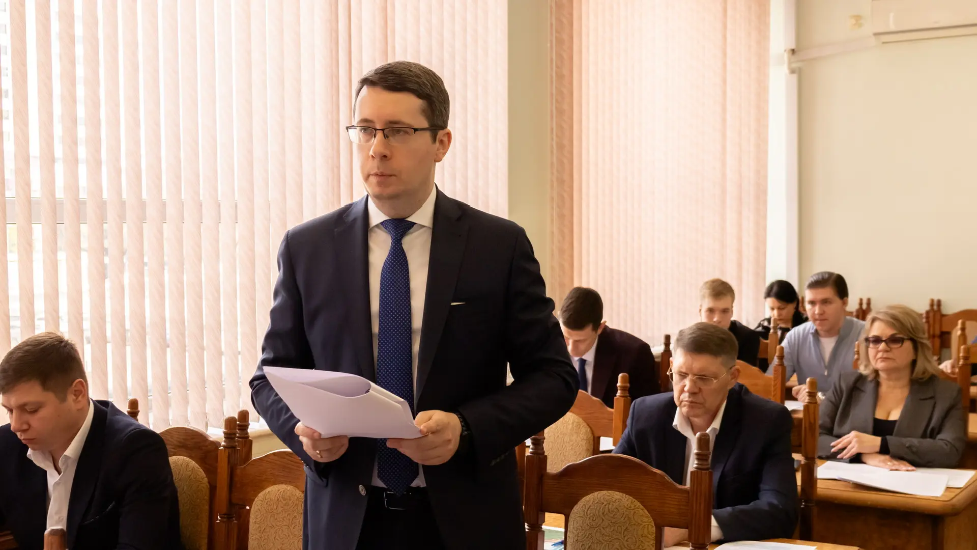 В преддверии двенадцатого заседания городской Думы Краснодара профильные комитеты рассматривают проекты планируемых к принятию решений В преддверии двенадцатого заседания городской Думы Краснодара профильные комитеты рассматривают проекты планируемых к принятию решений