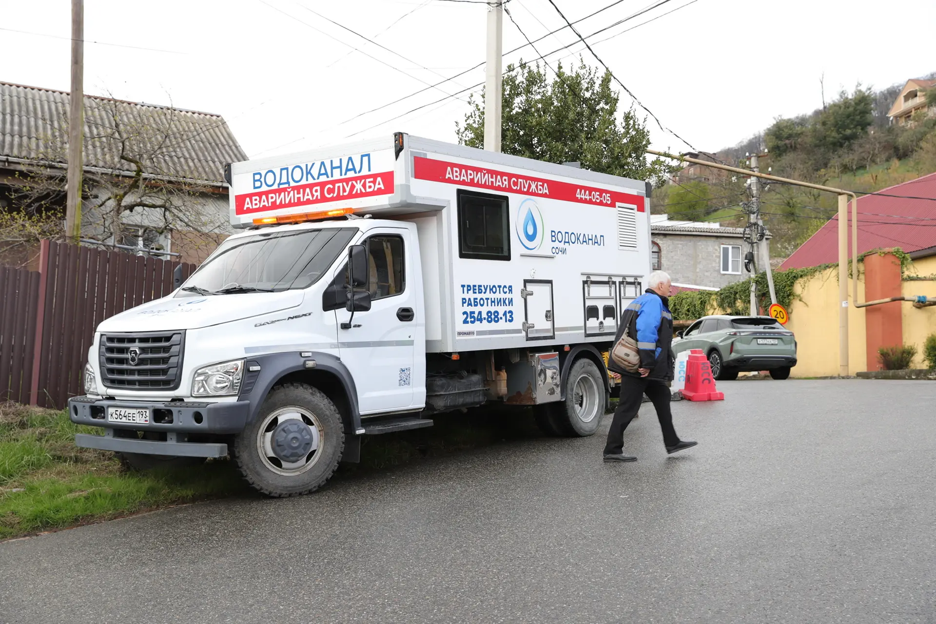 Денис Котиков: сохраняя качество воды, снижать аварийность на сетях Сочинского водоканала Денис Котиков: сохраняя качество воды, снижать аварийность на сетях Сочинского водоканала