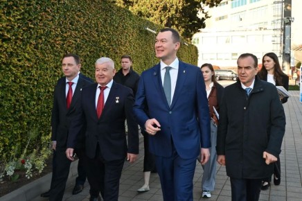 ������ �������� � �������� ���������� ������� ������� � ����������� ����������� � ����� 20-����� ����������� ���� ��� ����� � ����