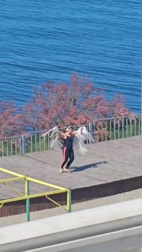 � ����� ������� ������ ����� �������� ����� � �������� ������ ����������