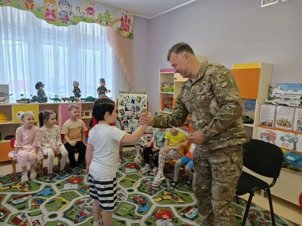 Евгений Наумов: В преддверии 9 Мая во всех детских садах Краснодара, а их 188, проходят праздничные мероприятия Евгений Наумов: В преддверии 9 Мая во всех детских садах Краснодара, а их 188, проходят праздничные мероприятия
