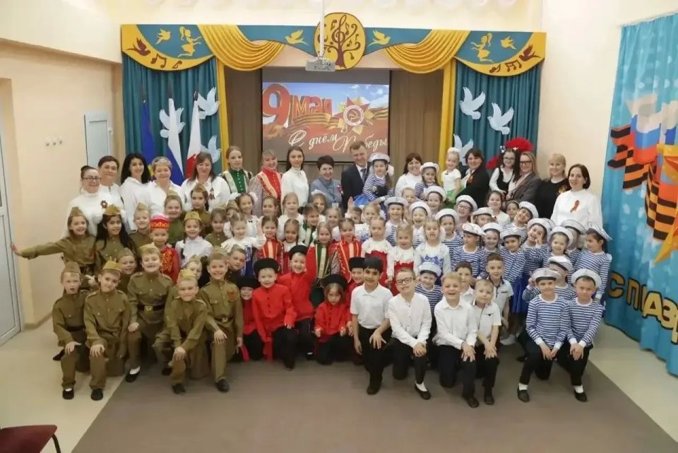 В преддверии Дня Победы глава Краснодара посетил детский сад №21 «Непоседы»