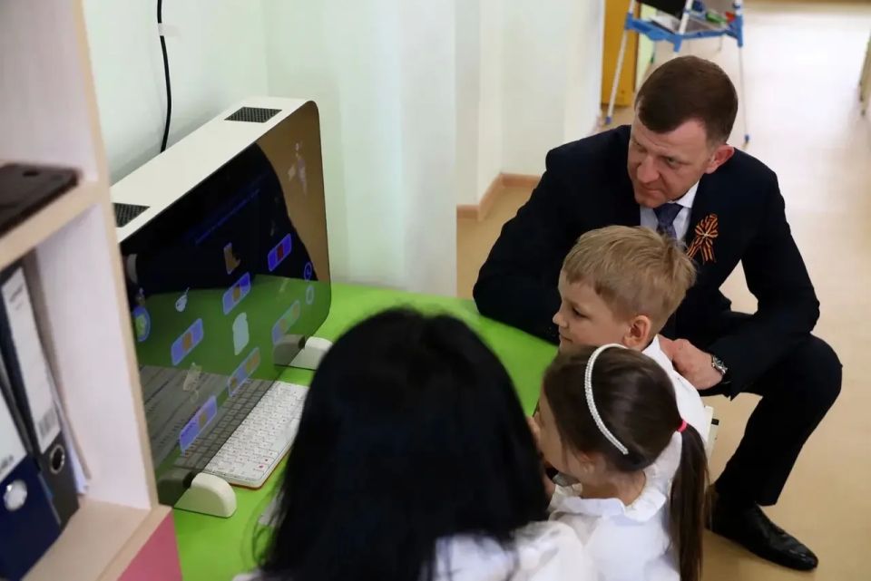 В преддверии Дня Победы глава Краснодара посетил детский сад №21 «Непоседы» В преддверии Дня Победы глава Краснодара посетил детский сад №21 «Непоседы»