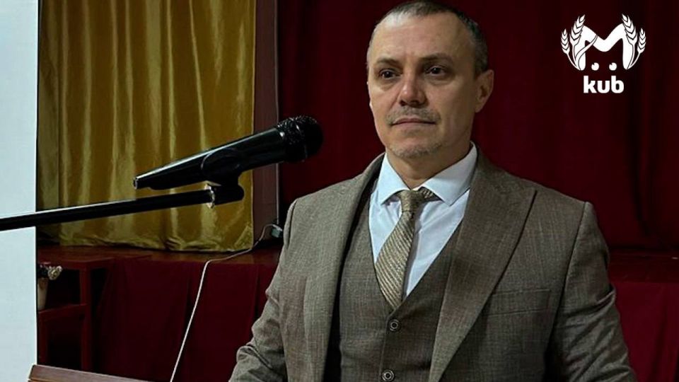 Глава Покровского сельского поселения потратил почти 700к из бюджета на несуществующие бордюры и буквы на мемориале памяти воинам ВОВ