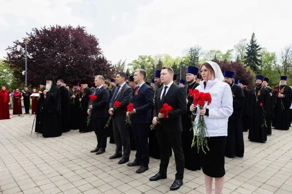 В Краснодаре заупокойной литией почтили память павших в Великой Отечественной войне В Краснодаре заупокойной литией почтили память павших в Великой Отечественной войне