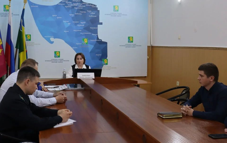 Охрана водных ресурсов Ейского района: итоги апреля и напоминание о нерестовом периоде