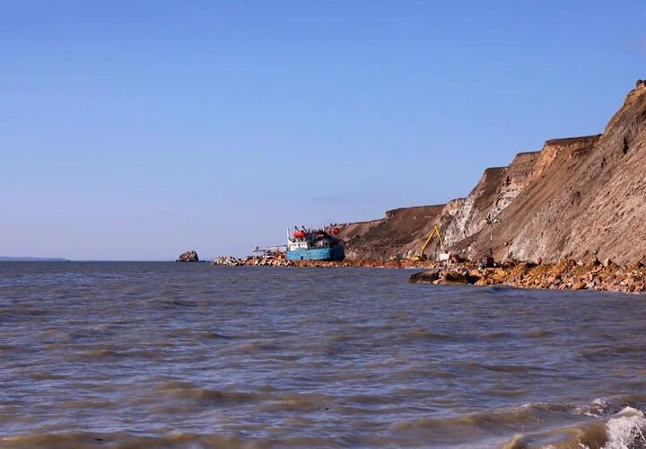 Жители Анапы часто жалуются на запах «газа»