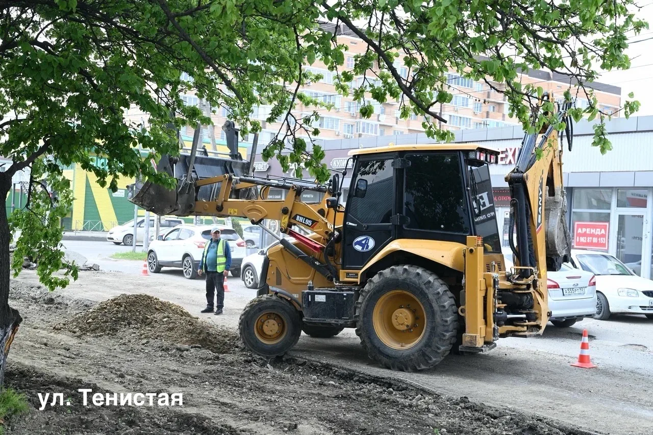 В Краснодаре начался ремонт улиц им. Атарбекова, Тенистой и им. Красина В Краснодаре начался ремонт улиц им. Атарбекова, Тенистой и им. Красина