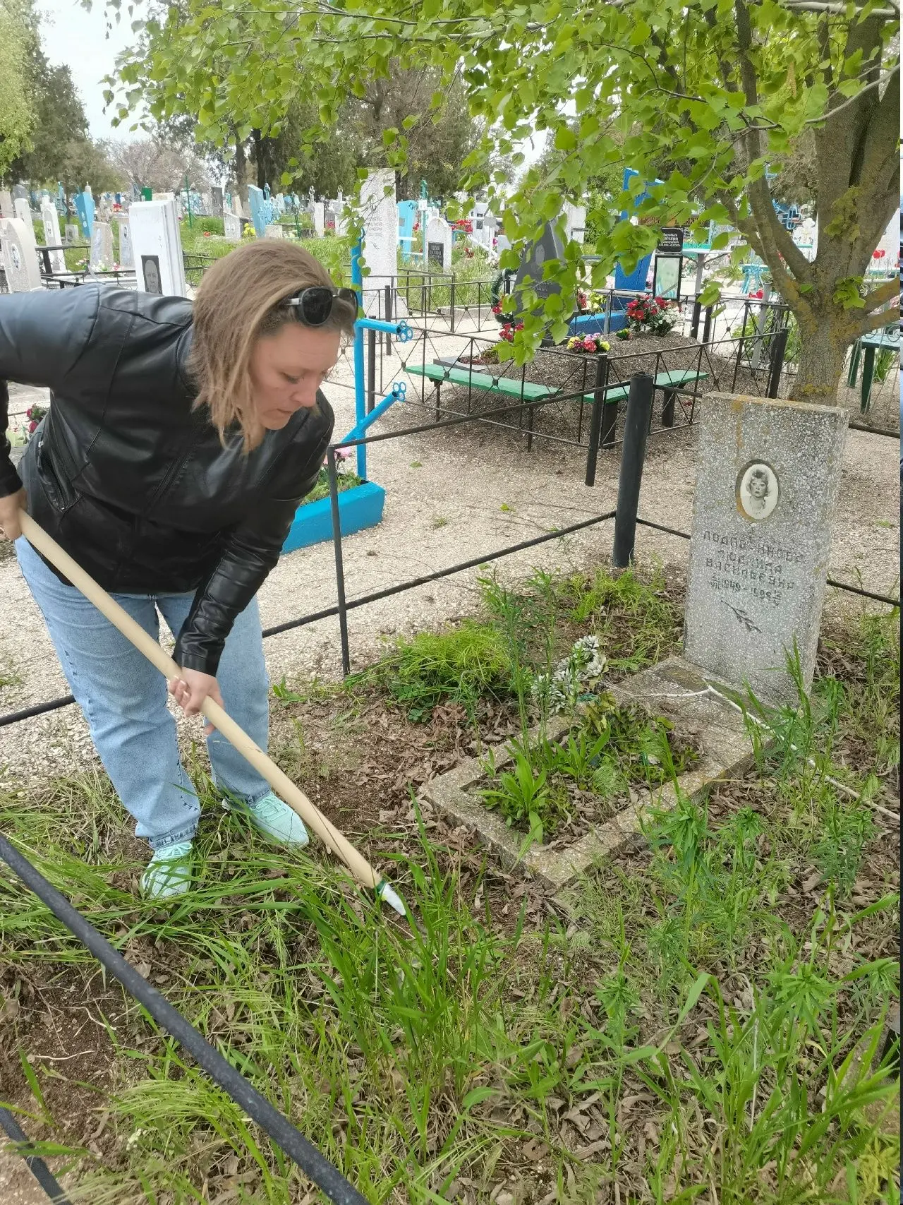 В День Победы жители ст.Камышеваткой возлагали цветы к отремонтированному мемориальному комплексу В День Победы жители ст.Камышеваткой возлагали цветы к отремонтированному мемориальному комплексу