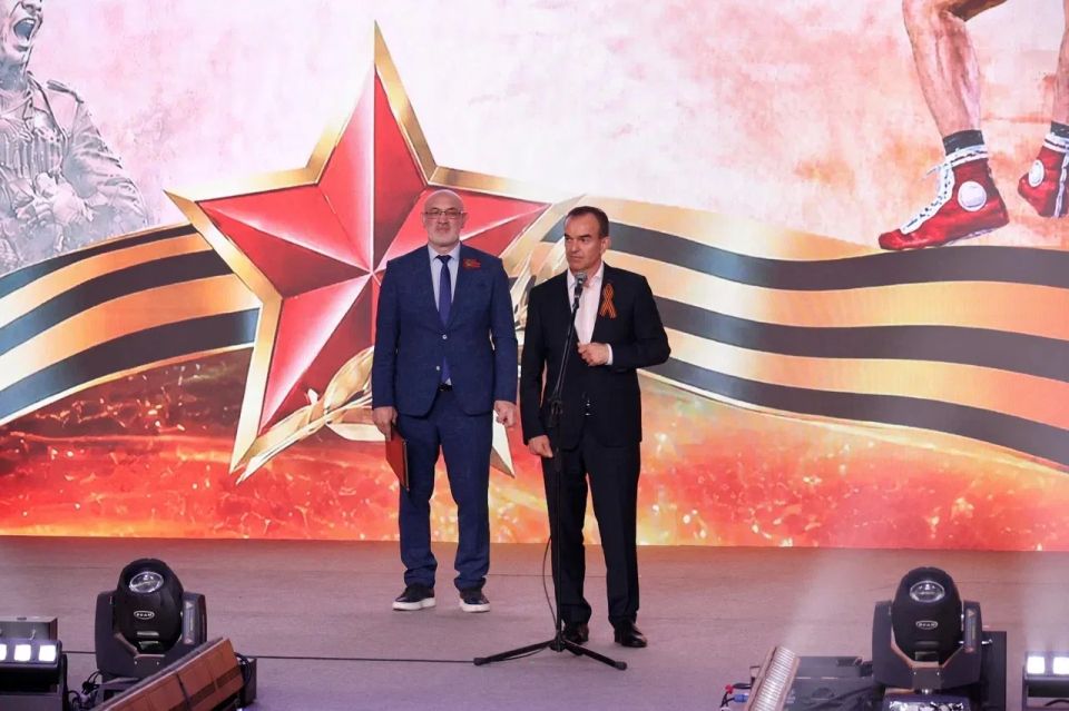 Вениамин Кондратьев: Самбисты Армавира стали победителями турнира «Доблесть России» Вениамин Кондратьев: Самбисты Армавира стали победителями турнира «Доблесть России»