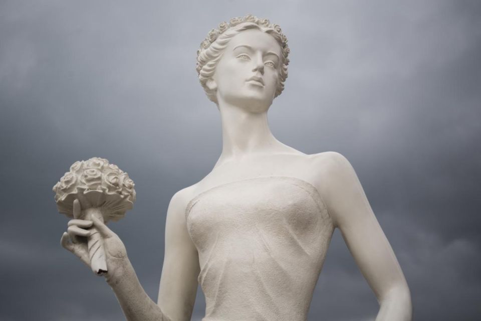 КУЛЬТУРА. «Белая невеста» Геленджика является одним из самых узнаваемых символов города КУЛЬТУРА. «Белая невеста» Геленджика является одним из самых узнаваемых символов города