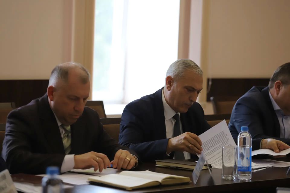 Алексей Богодистов: Провели расширенное совещание по вопросам работы МУП «Тепловые сети» и подготовки к осенне-зимнему периоду 2026-2027 годов Алексей Богодистов: Провели расширенное совещание по вопросам работы МУП «Тепловые сети» и подготовки к осенне-зимнему периоду 2026-2027 годов