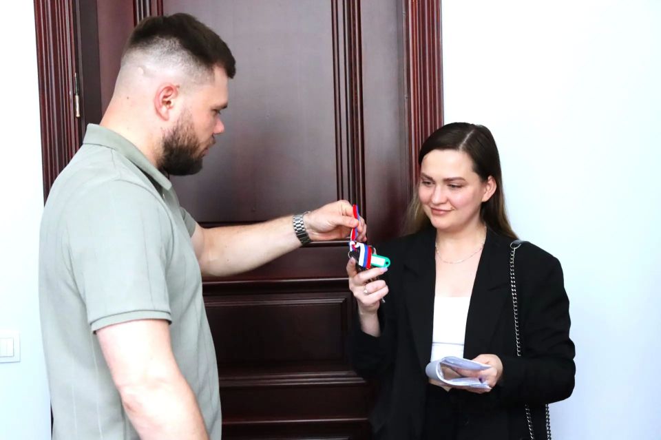 Егор Иванов: «Трудитесь, создавайте семьи, и пусть звучит в вашем доме звонкий детский смех» Егор Иванов: «Трудитесь, создавайте семьи, и пусть звучит в вашем доме звонкий детский смех»