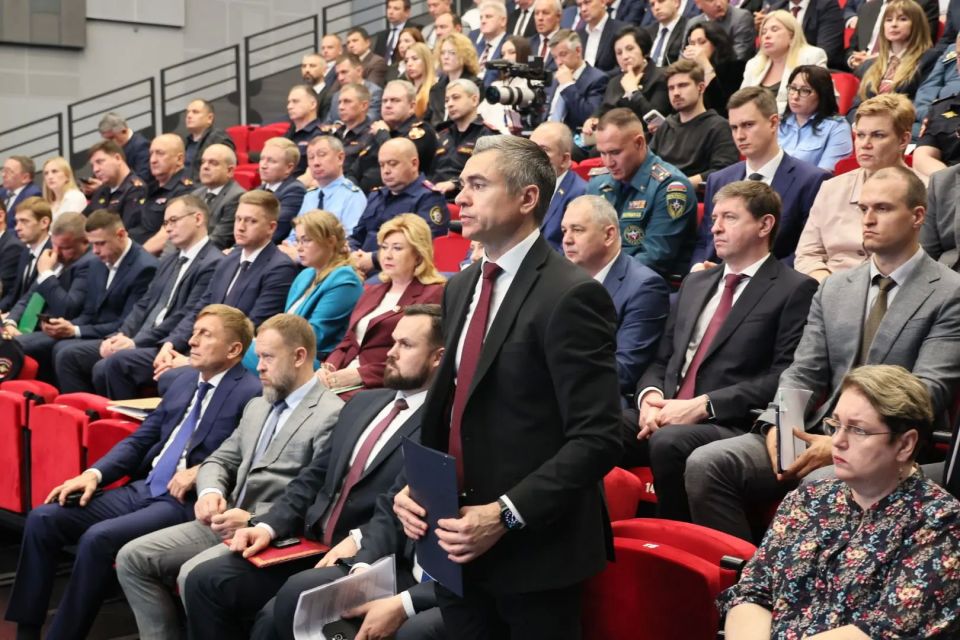 Вениамин Кондратьев: За три летних месяца Краснодарский край посетят не менее 8,5 миллиона человек Вениамин Кондратьев: За три летних месяца Краснодарский край посетят не менее 8,5 миллиона человек