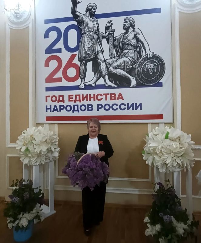 Фестиваль «Нужные люди» продолжает знакомить с удивительными героями в номинации «Старшие лидеры» Фестиваль «Нужные люди» продолжает знакомить с удивительными героями в номинации «Старшие лидеры»