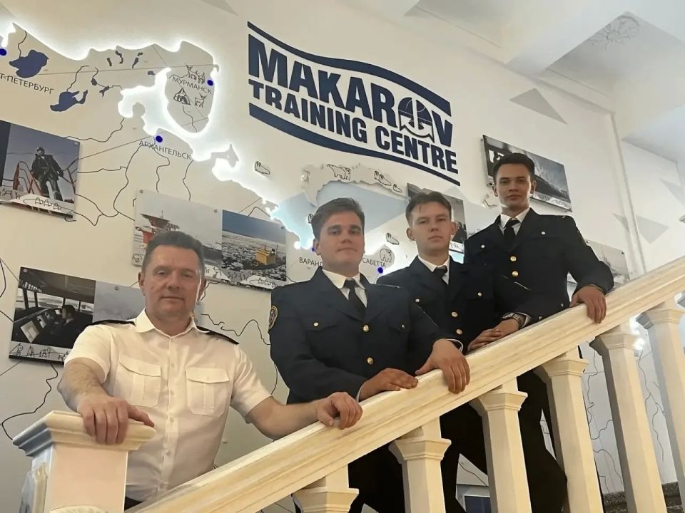 Курсанты новороссийской «Ушаковки» заняли первое место в конкурсе профессионального мастерства «Лучший по профессии» Курсанты новороссийской «Ушаковки» заняли первое место в конкурсе профессионального мастерства «Лучший по профессии»