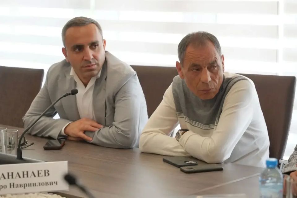 Андрей Кравченко: Еще один шаг к качественному озеленению Новороссийска Андрей Кравченко: Еще один шаг к качественному озеленению Новороссийска