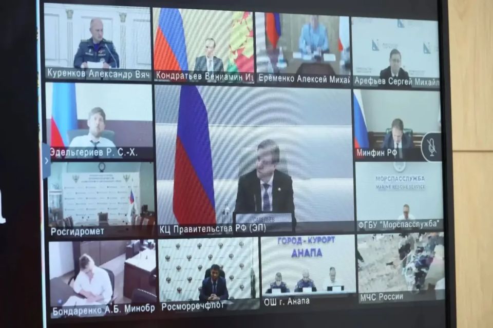 Вениамин Кондратьев: Принял участие в заседании Правительственной комиссии по ликвидации последствий разлива нефтепродуктов в Черном море