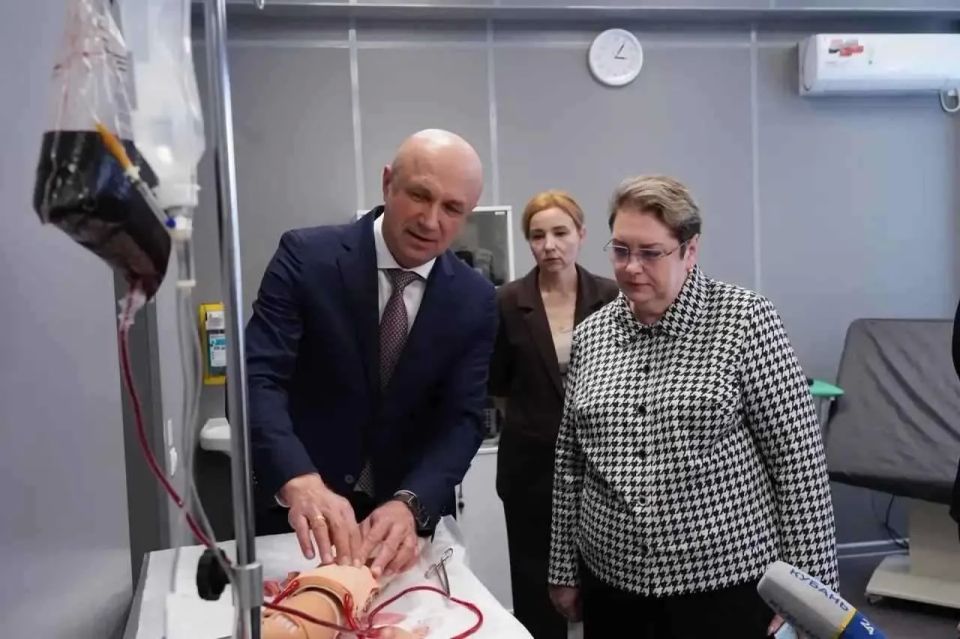Вице-губернатор Елена Воробьева встретилась с выпускниками медицинских классов Кубани Вице-губернатор Елена Воробьева встретилась с выпускниками медицинских классов Кубани