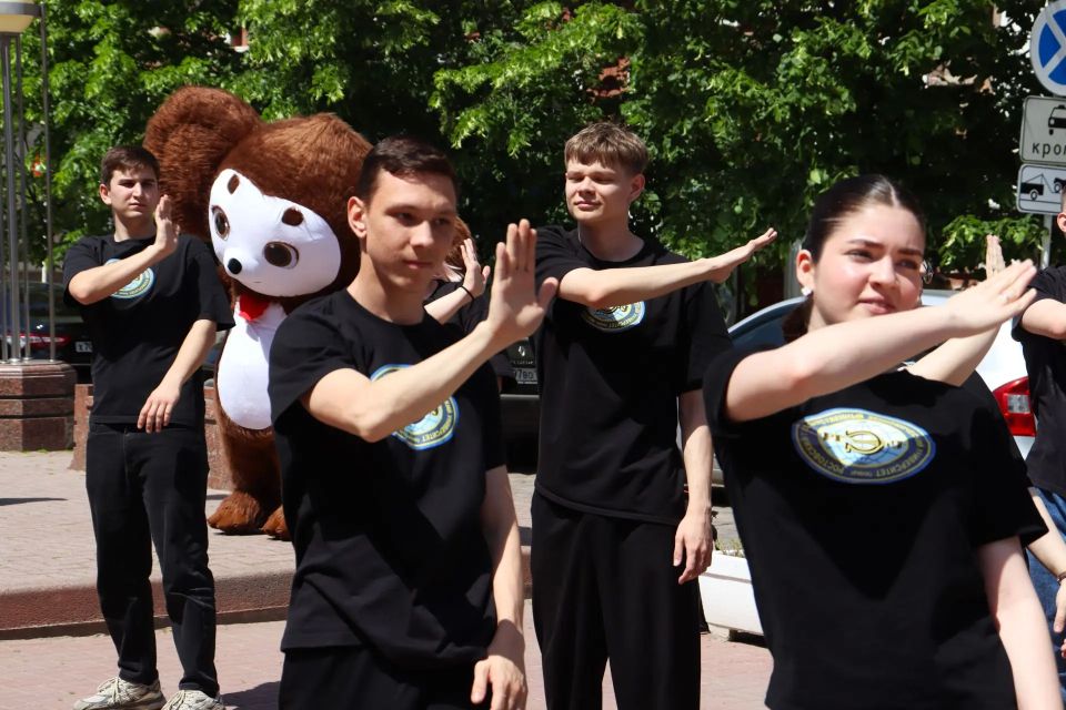 В Ейском районе стартовал благотворительный марафон «Мы вместе — Победа будет за нами!» В Ейском районе стартовал благотворительный марафон «Мы вместе — Победа будет за нами!»