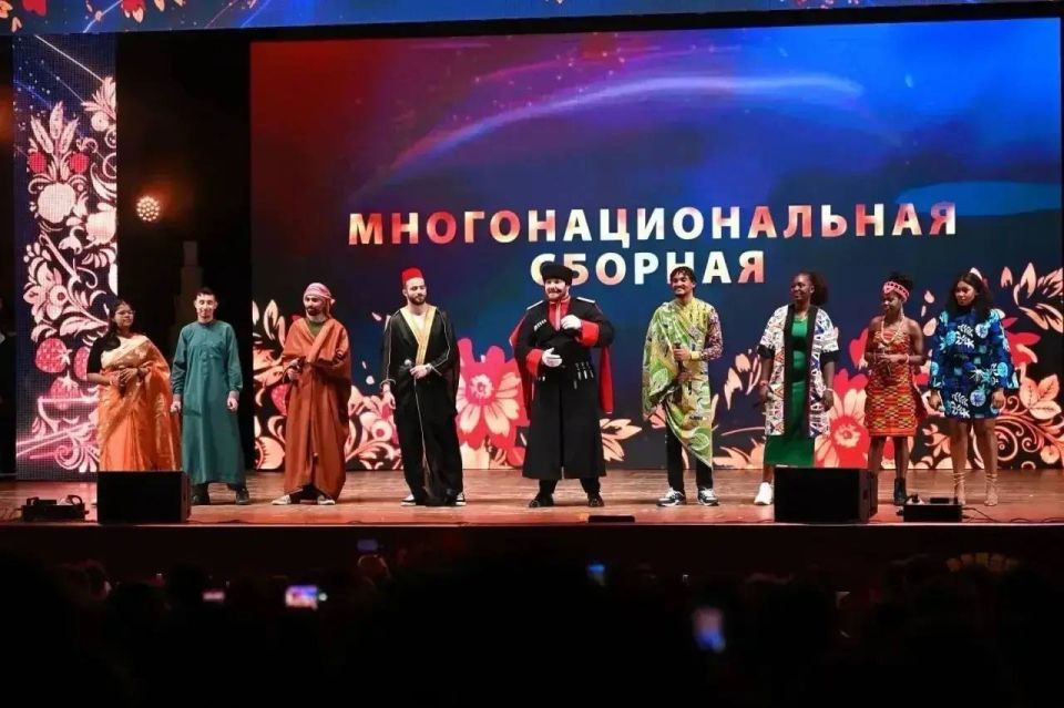 Главная весенняя игра КВН прошла в Краснодаре Главная весенняя игра КВН прошла в Краснодаре