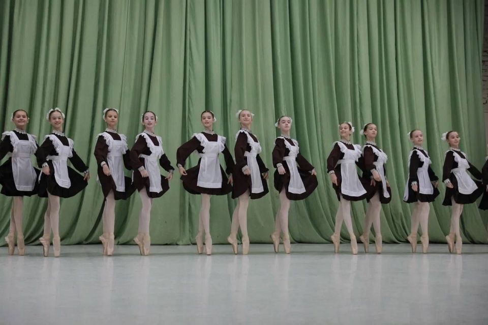 В школах Краснодарского края провели последние звонки В школах Краснодарского края провели последние звонки