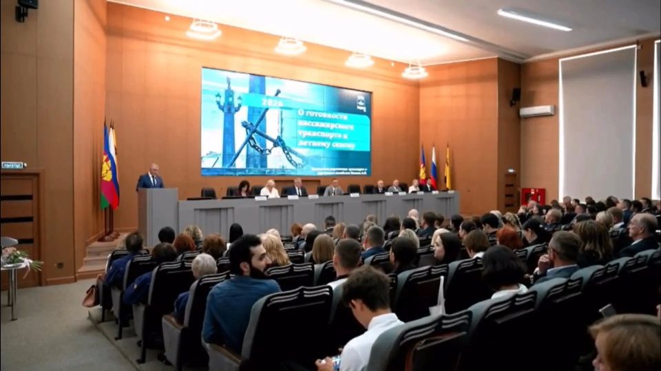 Салоны пассажирского транспорта Новороссийска на летний период должны быть обеспечены кондиционированием и датчиками температуры Салоны пассажирского транспорта Новороссийска на летний период должны быть обеспечены кондиционированием и датчиками температуры