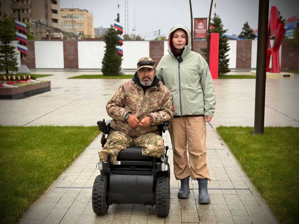 Марьяна Наумова: Я НИ О ЧЕМ НЕ ЖАЛЕЮ:. С Айком Хнусяном мы встретились на площади Памяти Героев в Краснодаре Марьяна Наумова: Я НИ О ЧЕМ НЕ ЖАЛЕЮ:. С Айком Хнусяном мы встретились на площади Памяти Героев в Краснодаре