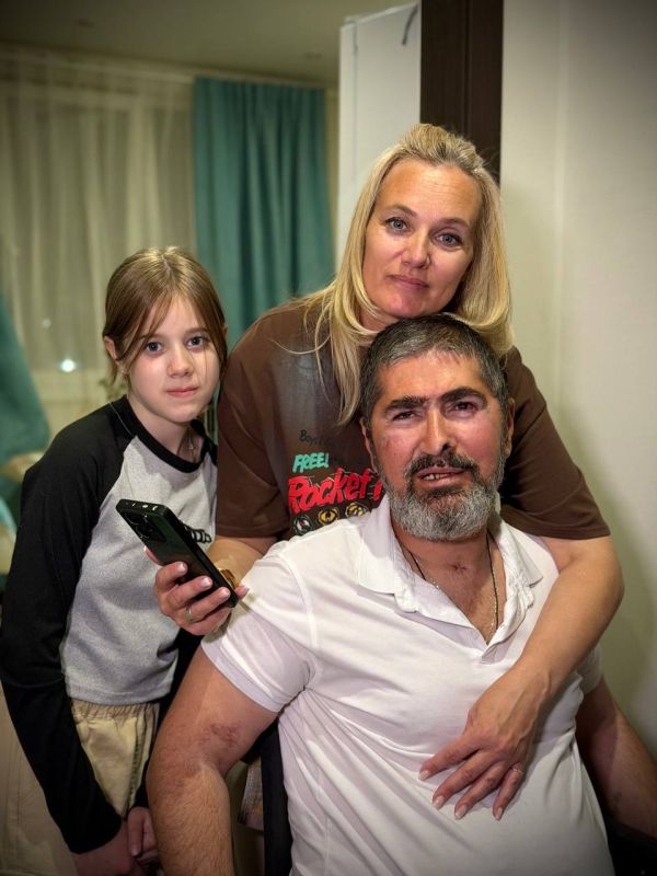Марьяна Наумова: Я НИ О ЧЕМ НЕ ЖАЛЕЮ:. С Айком Хнусяном мы встретились на площади Памяти Героев в Краснодаре Марьяна Наумова: Я НИ О ЧЕМ НЕ ЖАЛЕЮ:. С Айком Хнусяном мы встретились на площади Памяти Героев в Краснодаре