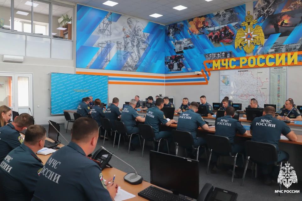 Деловая игра по ликвидации пожаров на объектах ТЭК прошла в ГУ МЧС России по Краснодарскому краю Деловая игра по ликвидации пожаров на объектах ТЭК прошла в ГУ МЧС России по Краснодарскому краю