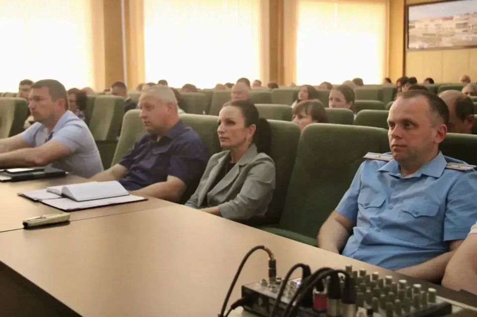 Прокурор Кущевского района принял участие в заседании Антитеррористической комиссии Кущевского района Прокурор Кущевского района принял участие в заседании Антитеррористической комиссии Кущевского района