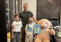 Андрей Анашкин, депутат гордумы Краснодара, в праздничный день подарил подарки и поздравил ребят из хутора Ленина