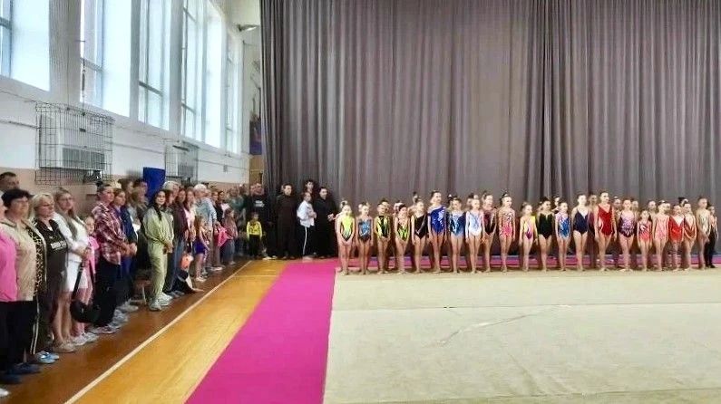 30 мая 2026 г. в спортивном комплексе п.Комсомолец прошёл турнир Ейского района по художественной гимнастике, приуроченный ко Дню защиты детей