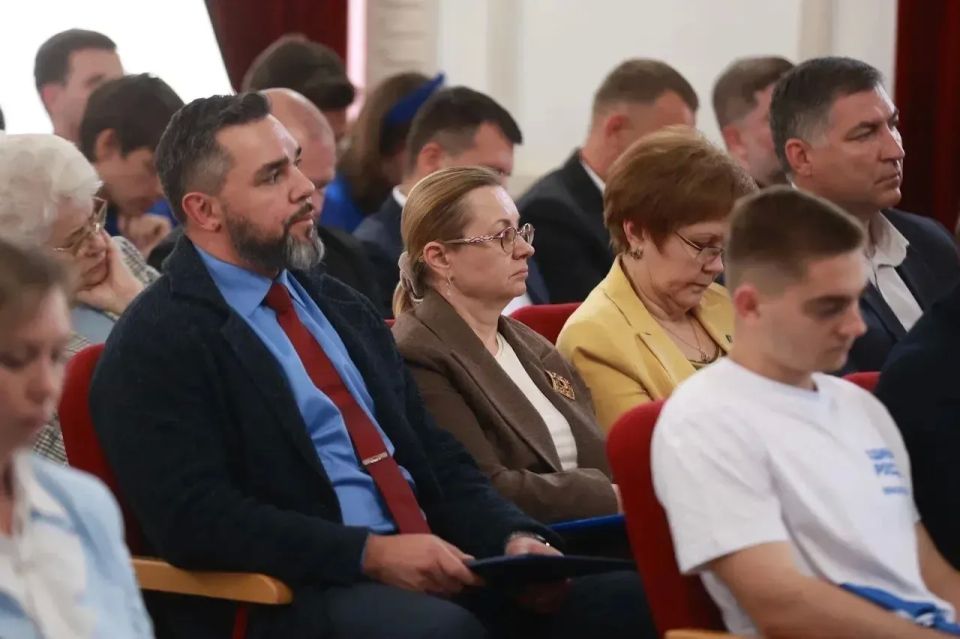 Наумов провёл 40-ю конференцию местного отделения партии «Единая Россия» в Краснодаре Наумов провёл 40-ю конференцию местного отделения партии «Единая Россия» в Краснодаре