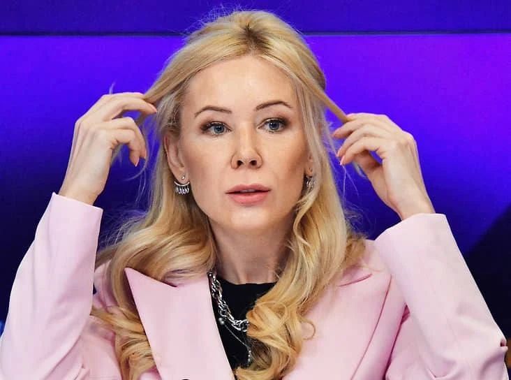 Екатерина Мизулина тоже посмотрела интервью Собчак с Игорем Синяком