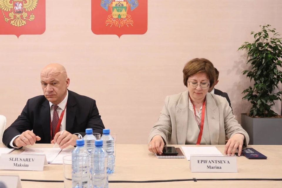 Делегация Краснодарского края на ПМЭФ-2026 провела встречу с президентом Союза китайских промышленников и предпринимателей Делегация Краснодарского края на ПМЭФ-2026 провела встречу с президентом Союза китайских промышленников и предпринимателей