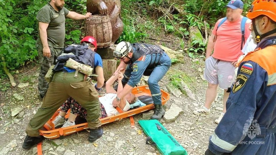 Пенсионерка оступилась и упала в Крабовом ущелье Пенсионерка оступилась и упала в Крабовом ущелье
