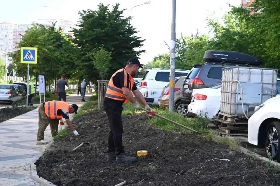 В Краснодаре открыли дорогу и тротуары по улицам им. Образцова, Памяти Чернобыльцев и Эльбрусской В Краснодаре открыли дорогу и тротуары по улицам им. Образцова, Памяти Чернобыльцев и Эльбрусской