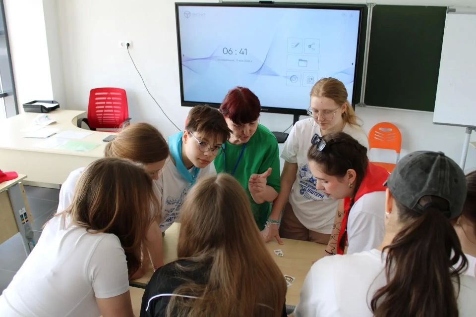 Педагоги краевого Эколого-биологического Центра провели серию мастер-классов в ВДЦ «Орлёнок» Педагоги краевого Эколого-биологического Центра провели серию мастер-классов в ВДЦ «Орлёнок»