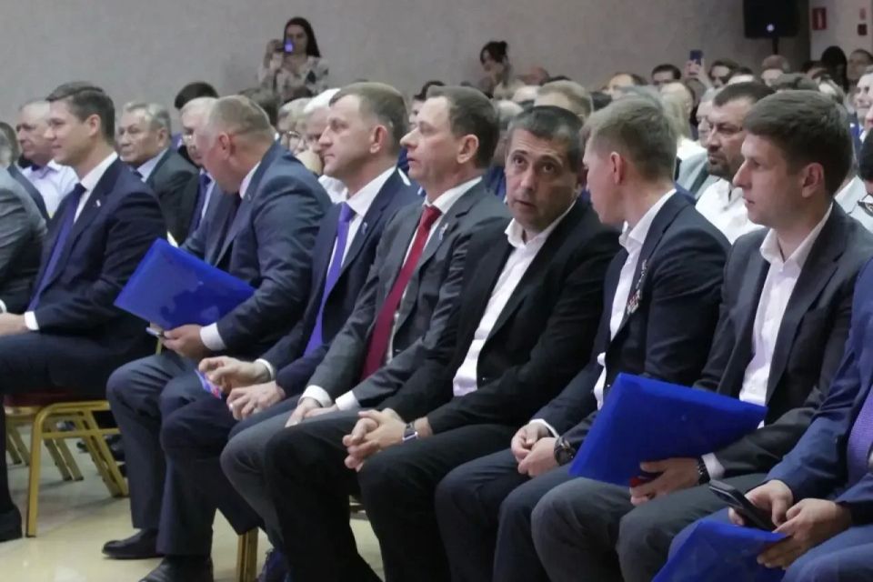 Евгений Наумов сообщил о старте Народной программы и лауреатах Книги добрых дел в Краснодаре Евгений Наумов сообщил о старте Народной программы и лауреатах Книги добрых дел в Краснодаре