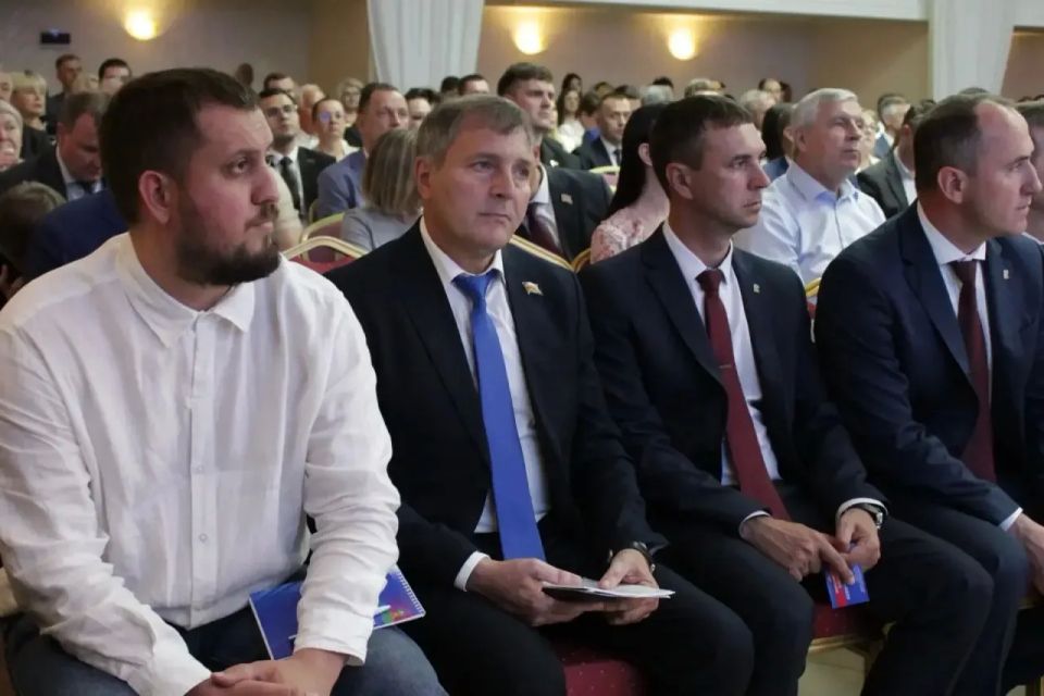 Евгений Наумов сообщил о старте Народной программы и лауреатах Книги добрых дел в Краснодаре Евгений Наумов сообщил о старте Народной программы и лауреатах Книги добрых дел в Краснодаре