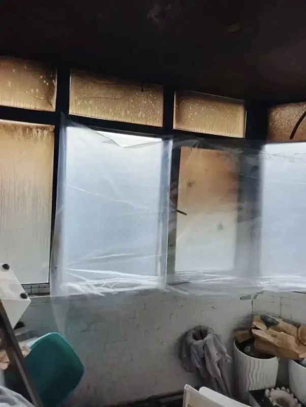 В Краснодаре продолжают устранять последствия атаки БПЛА в ночь с 10 на 11 июня В Краснодаре продолжают устранять последствия атаки БПЛА в ночь с 10 на 11 июня