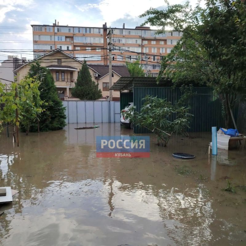 #Отчитателей На Агрохимической в Краснодаре из-за подтопления второй день нет света #Отчитателей На Агрохимической в Краснодаре из-за подтопления второй день нет света