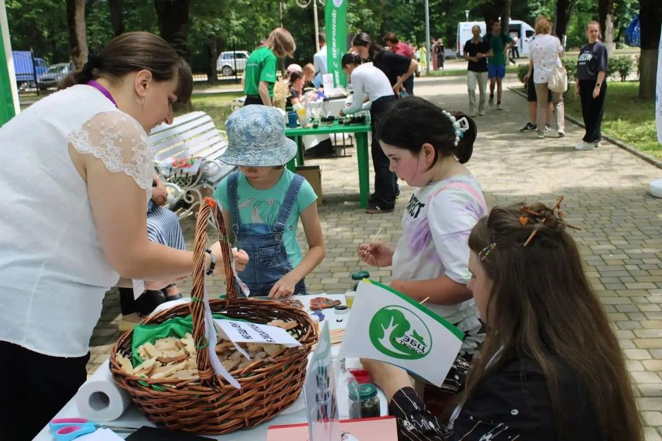 В Апшеронске прошли два крупных экологических мероприятия для школьников Кубани В Апшеронске прошли два крупных экологических мероприятия для школьников Кубани